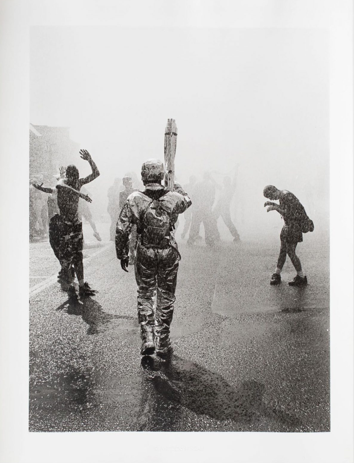 Das Fotobuch Dear Clark, von Sara-Lena Maierhofer. 