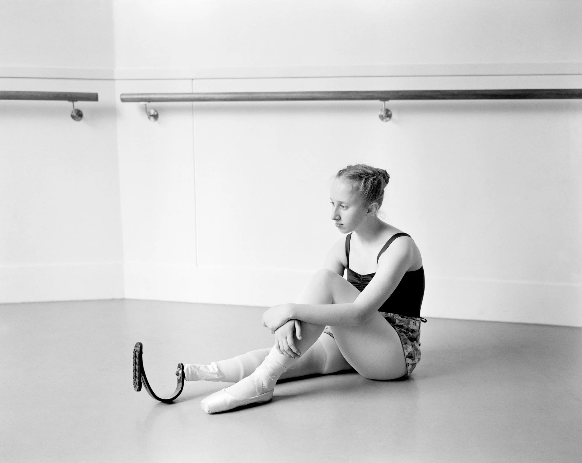 Olivie-Arthur_Murmurings-of-the-Skin_2.jpg Das Fotobuch Dear Clark, von Sara-Lena Maierhofer.